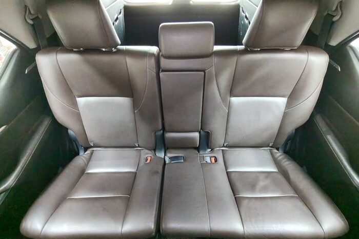
								2016 TOYOTA SUV V FORTUNER 2.4 2WD AT Black full									