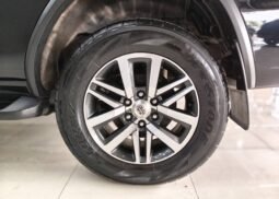 
										2016 TOYOTA SUV V FORTUNER 2.4 2WD AT Black full									